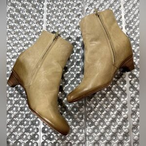 Maison Martin Margiela Leather Short Boots Nude Size 37